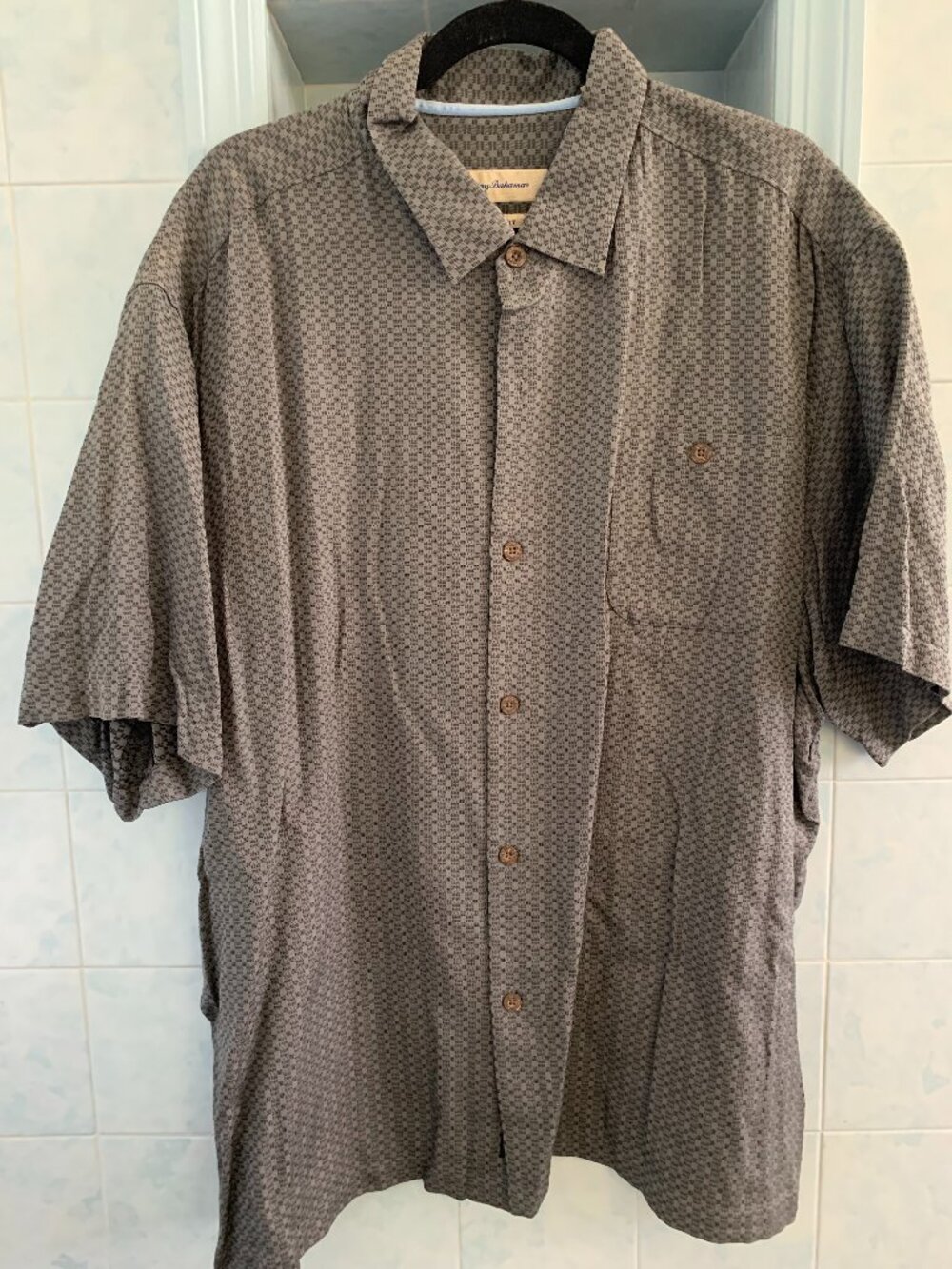 NWT TOMMY BAHAMA XL Greige SILK Shirt Subtle Pattern